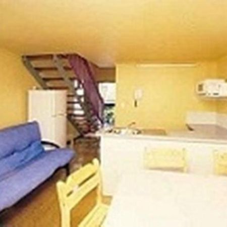 Lake Tinaroo Terraces Motel Quarto foto